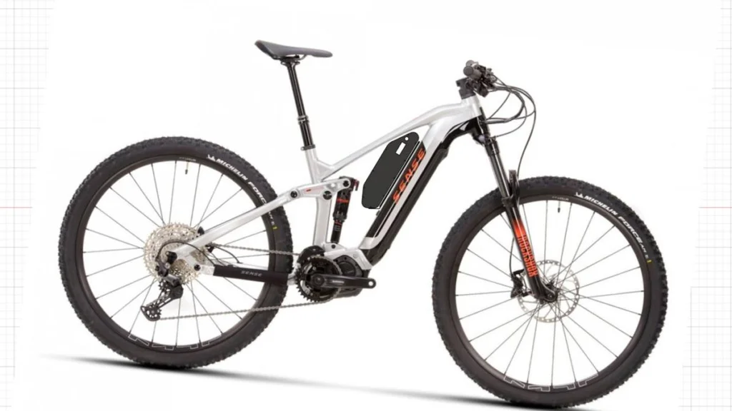 Projeção do Packbooster Custom 540 montado na Sense Impulse E-Trail Comp