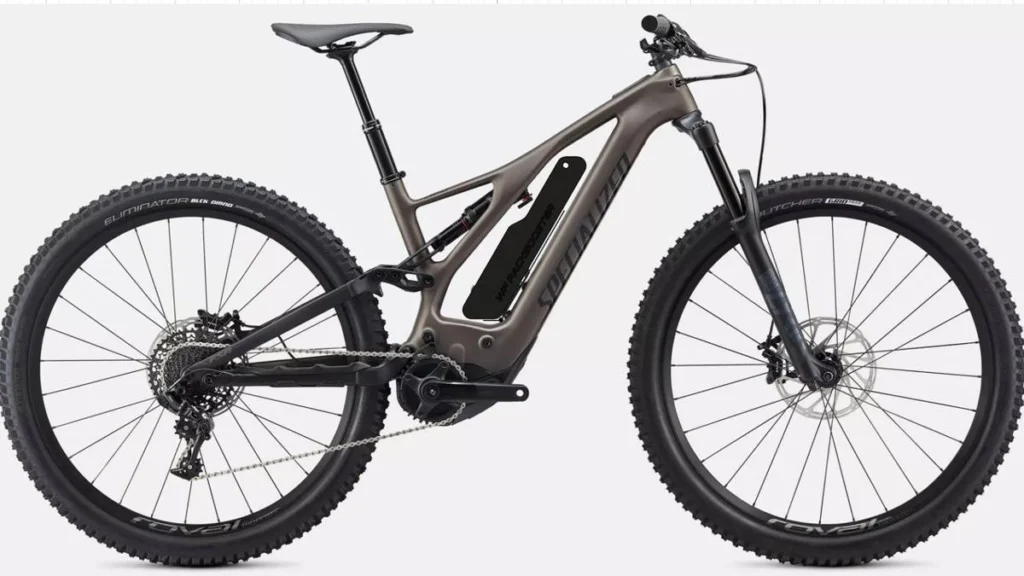 Projeção do Packbooster Custom 720 montado na Specialized Turbo Levo Comp