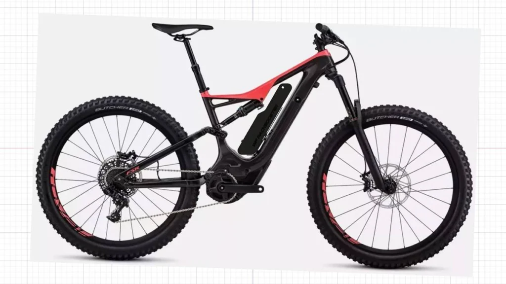 Projeção do Packbooster Custom 720 montado na Specialized Turbo Levo