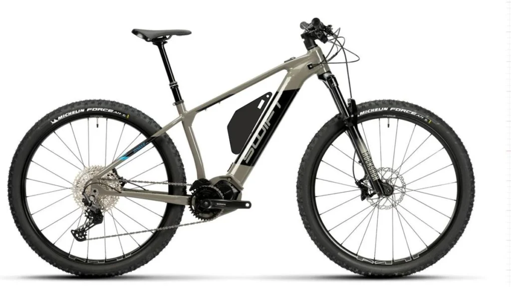 Projeção do Packbooster Custom 630 montado na Swift Dynax Pro